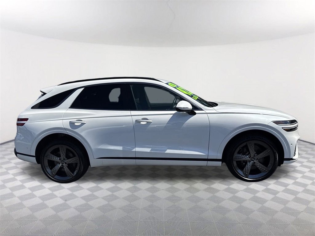 Used 2024 Genesis GV70 3.5T Sport w/ Sport Advanced Package image 4