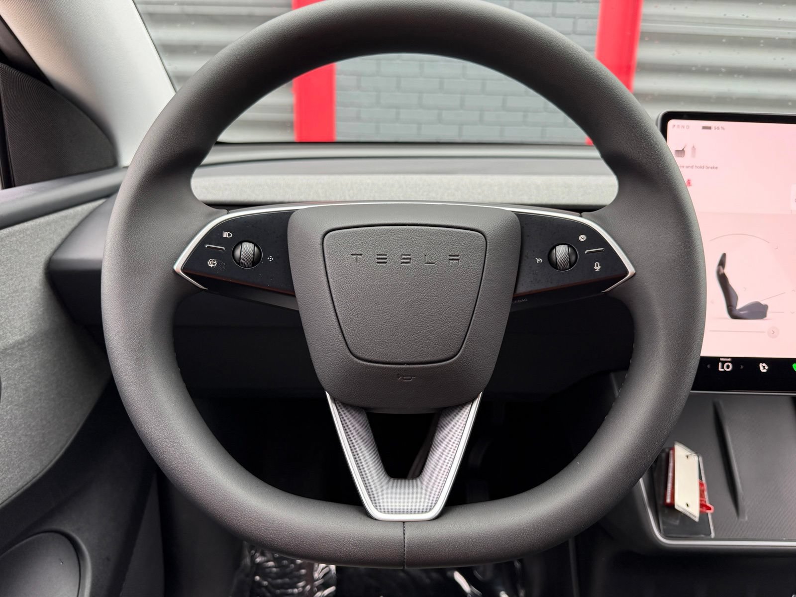 Used 2026 Tesla Model Y 2WD image 23