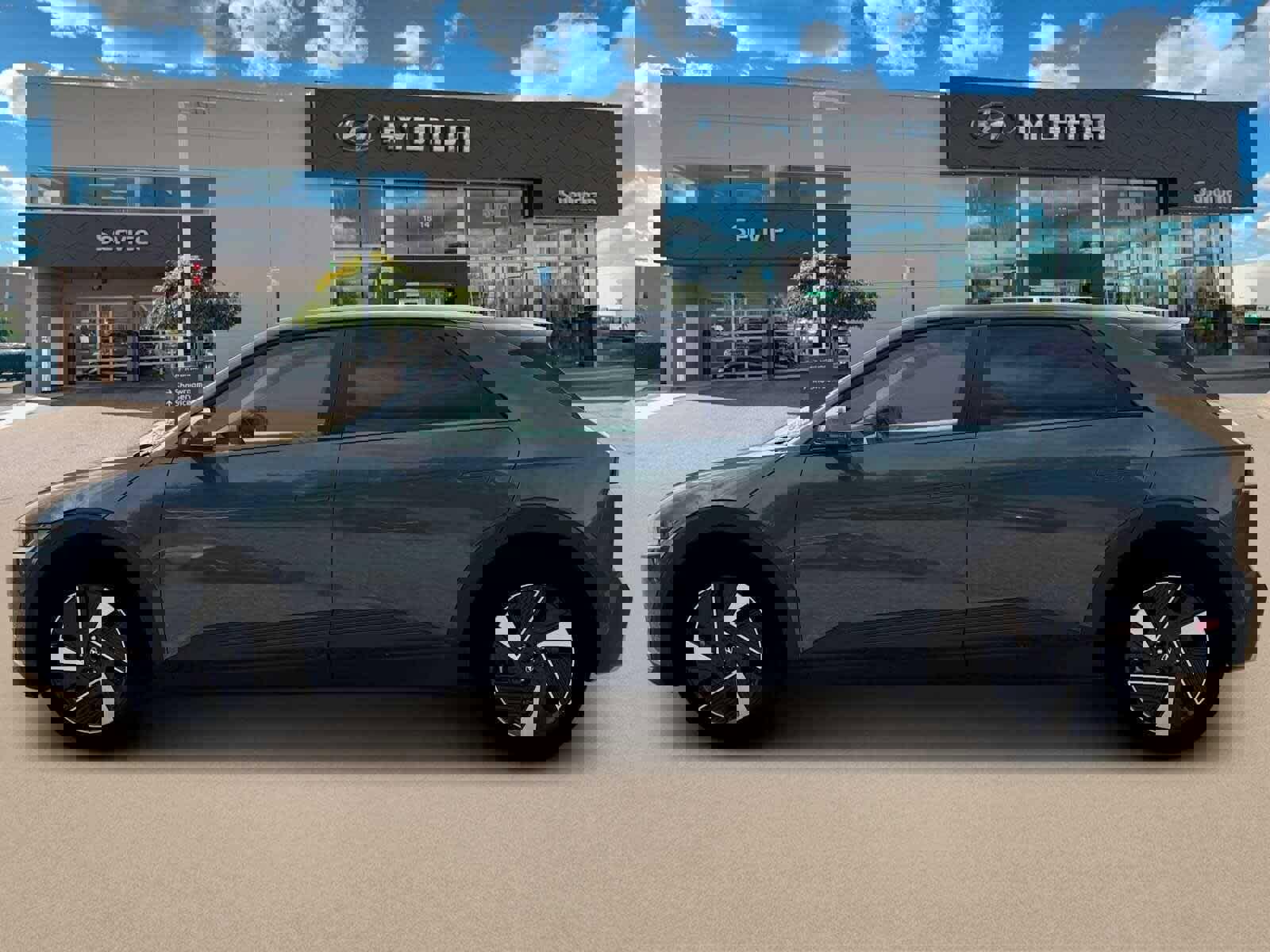 New 2026 Hyundai Ioniq 5 SE image 3