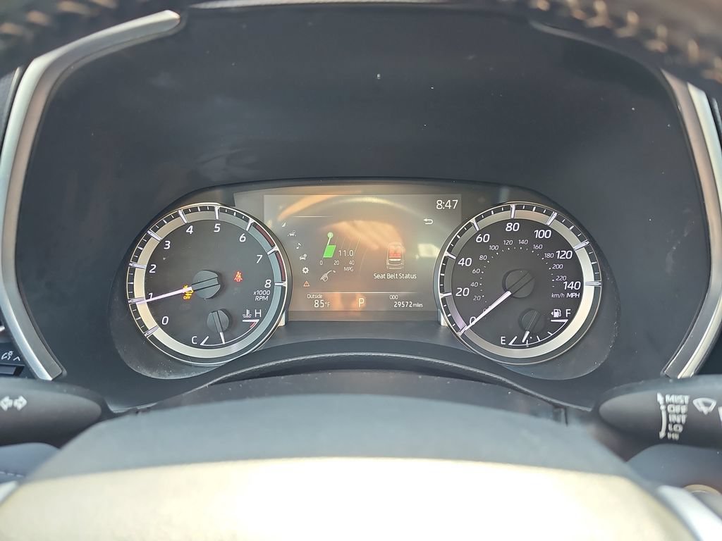 Used 2023 Toyota Highlander XLE AWD/4WD image 19