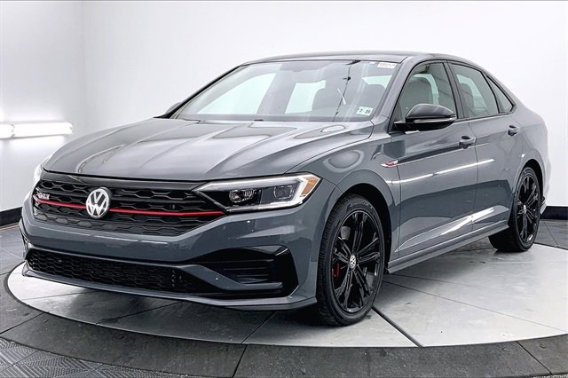Used 2020 Volkswagen Jetta GLI Autobahn image 2