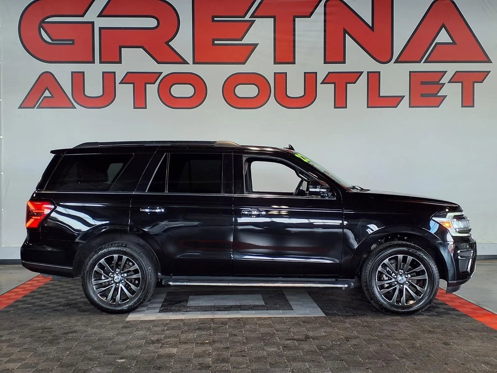 Used 2022 Ford Expedition Limited