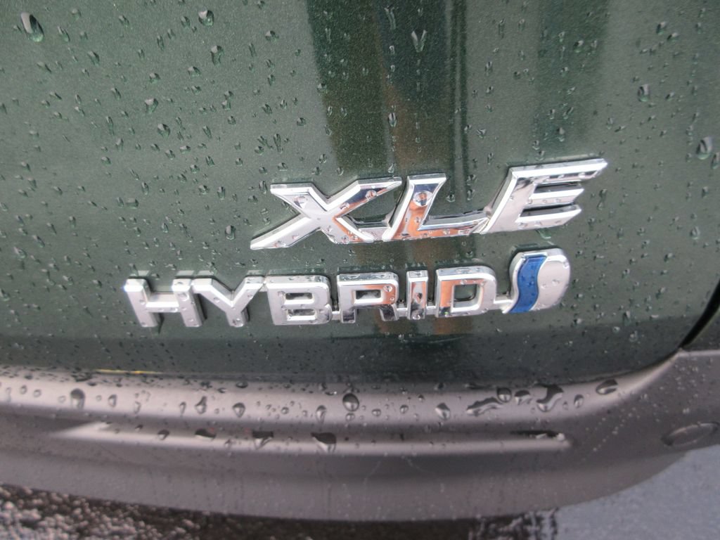 Used 2022 Toyota Sienna XLE AWD/4WD image 10
