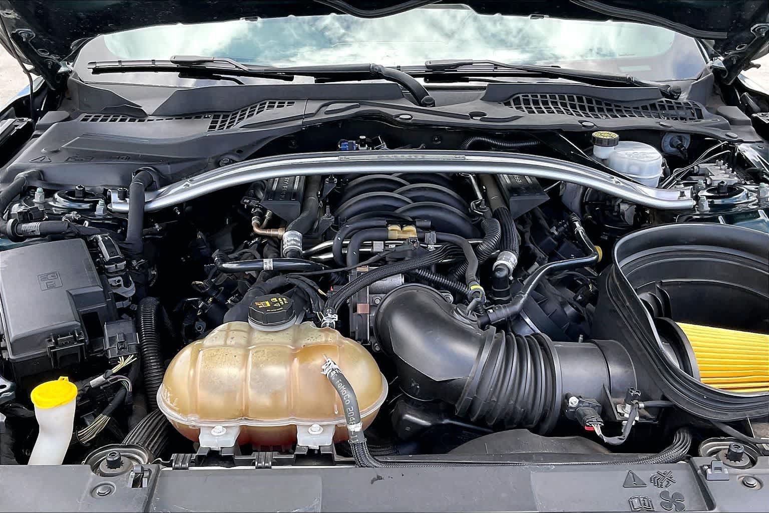 Used 2019 Ford Mustang Bullitt w/ Bullitt Electronics Package RWD image 9
