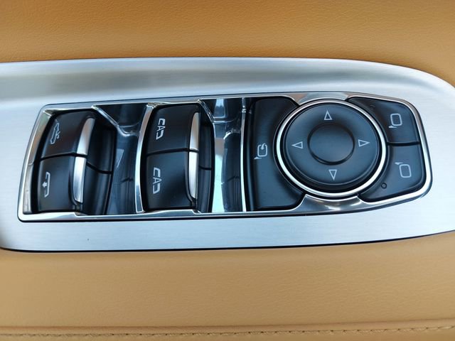 Used 2024 Chevrolet Corvette Stingray Preferred Conv w/ Battery Protection Package RWD image 23