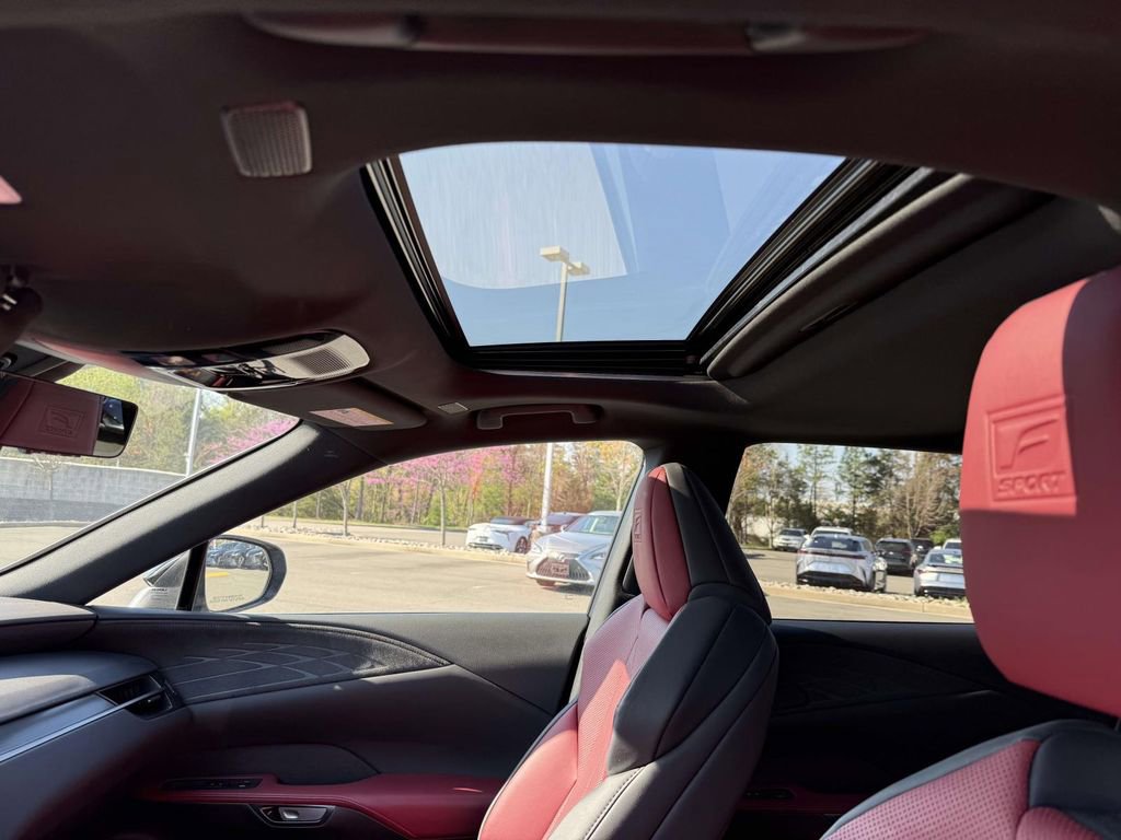 Used 2024 Lexus RX 350 F Sport w/ Technology Package image 21