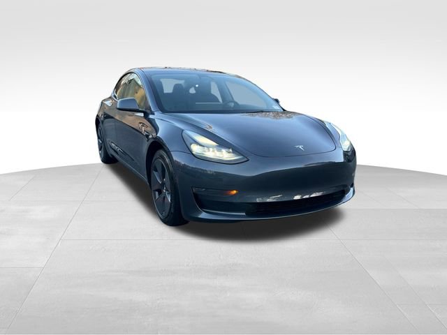 Used 2023 Tesla Model 3 Standard Range image 7