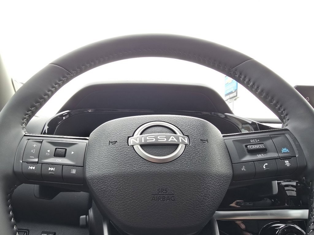 New 2026 Nissan Pathfinder Platinum w/ Accent Package image 16