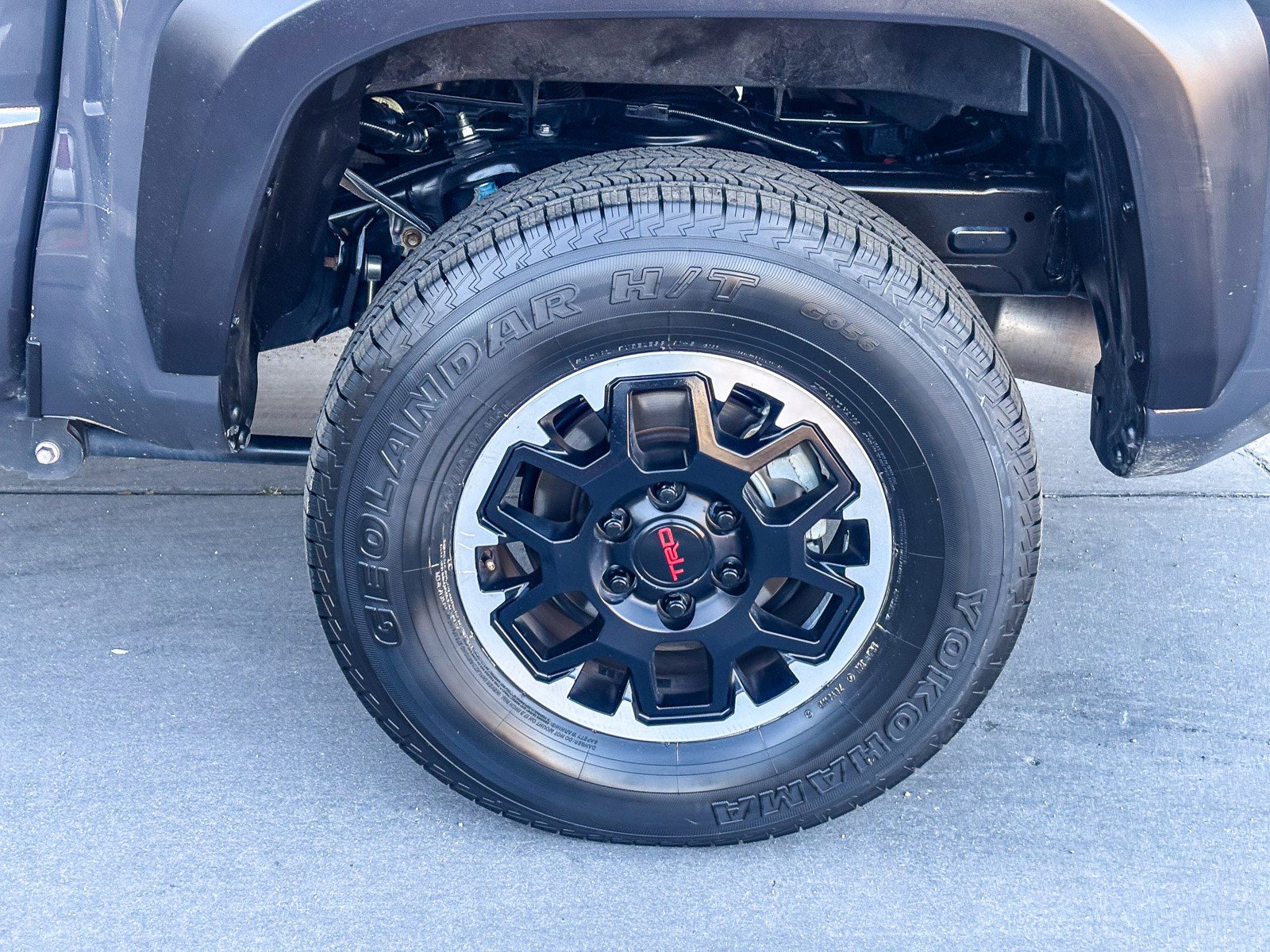 Certified 2024 Toyota Tacoma TRD Off-Road image 12