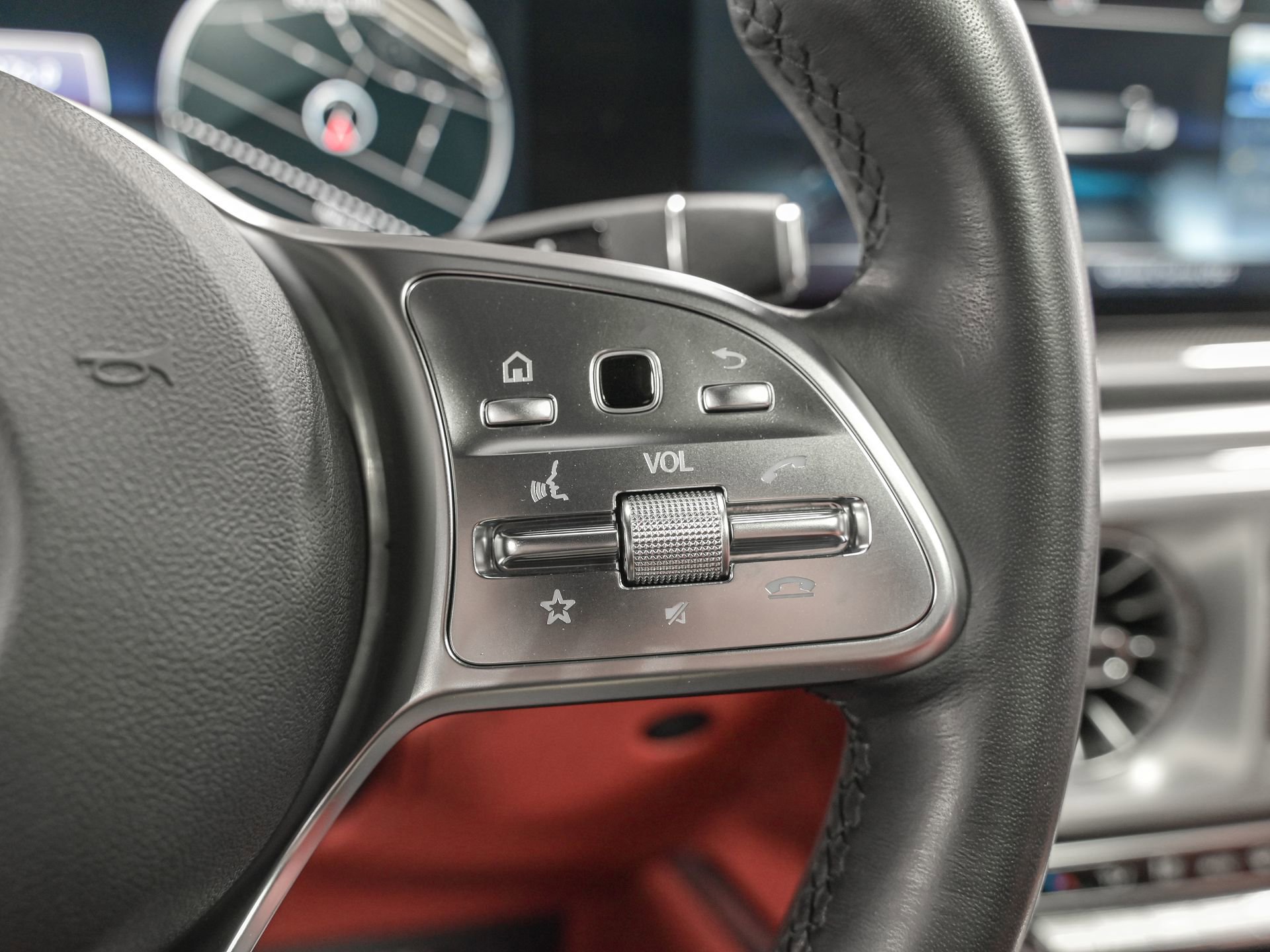 Used 2021 Mercedes-Benz G 550 image 18