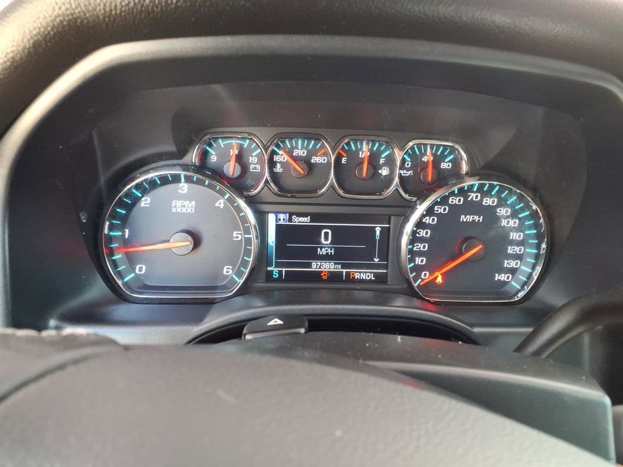 Used 2018 Chevrolet Silverado 1500 LT w/ All Star Edition RWD image 12