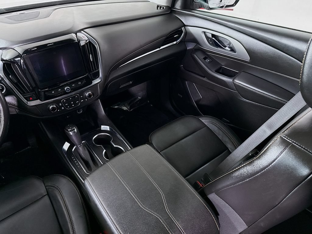 Used 2019 Chevrolet Traverse RS w/ LPO, Floor Liner Package AWD/4WD image 27