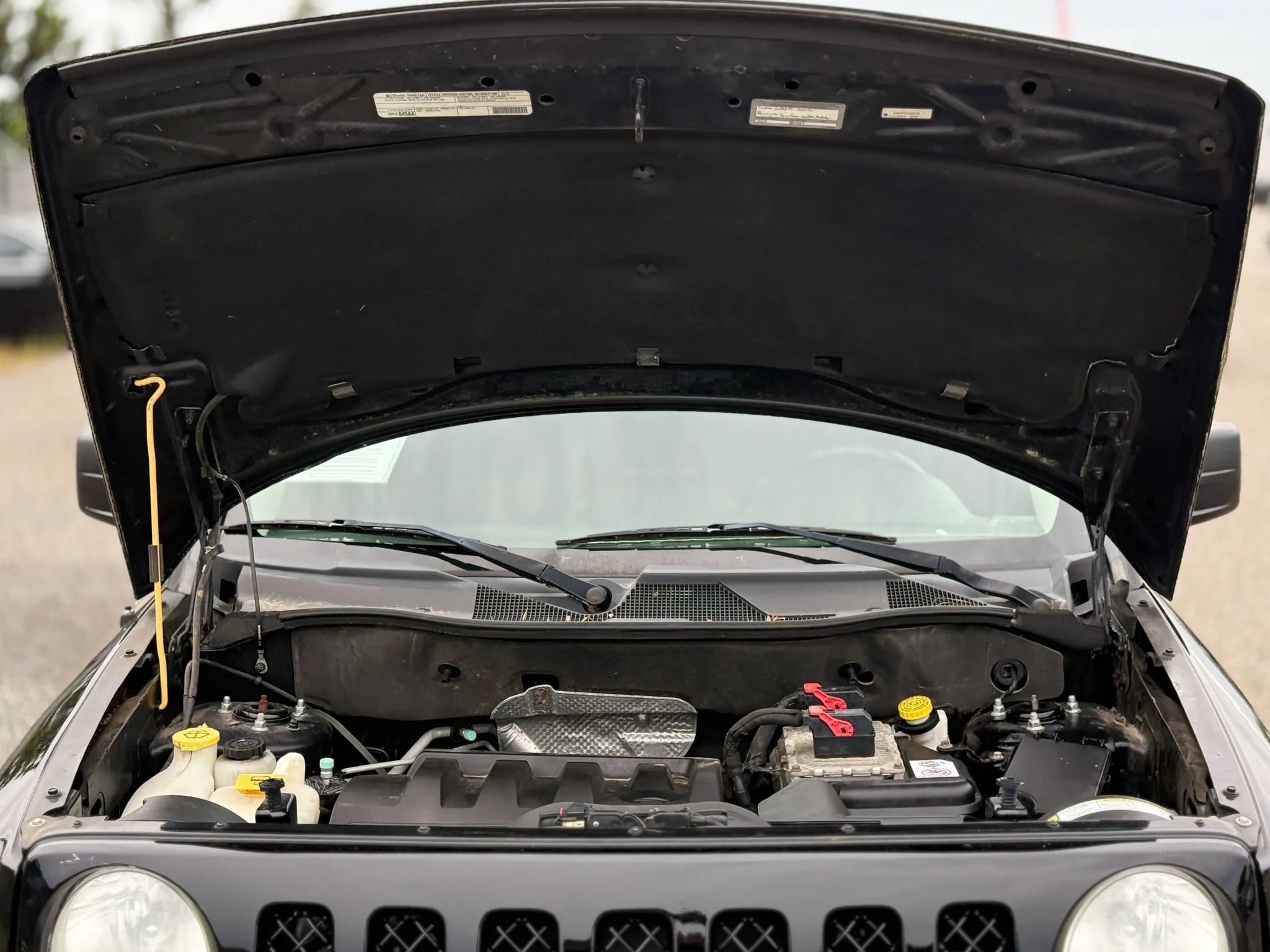 Used 2012 Jeep Patriot Latitude FWD image 28
