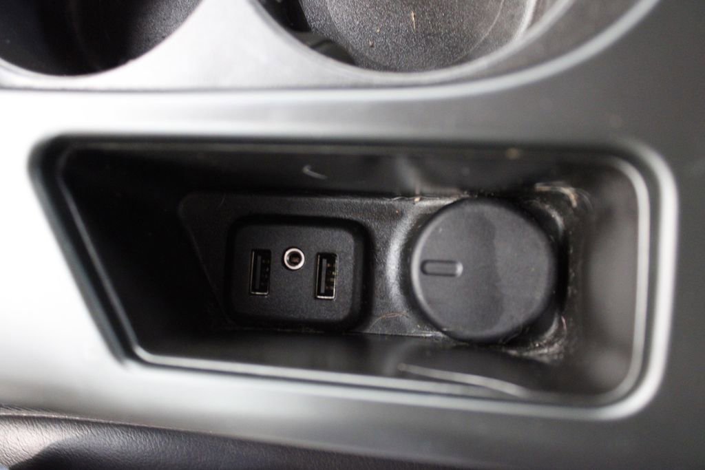 Used 2017 Buick Regal AWD image 18