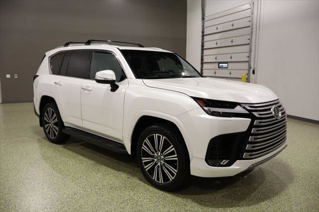 Used 2023 Lexus LX 600 4WD w/ Luxury Package