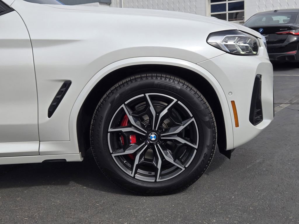 Used 2024 BMW X3 M40i w/ Premium Package image 9