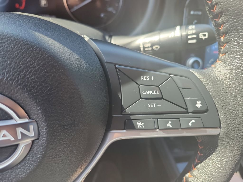 Used 2023 Nissan Kicks SR w/ SR Premium Package FWD image 15