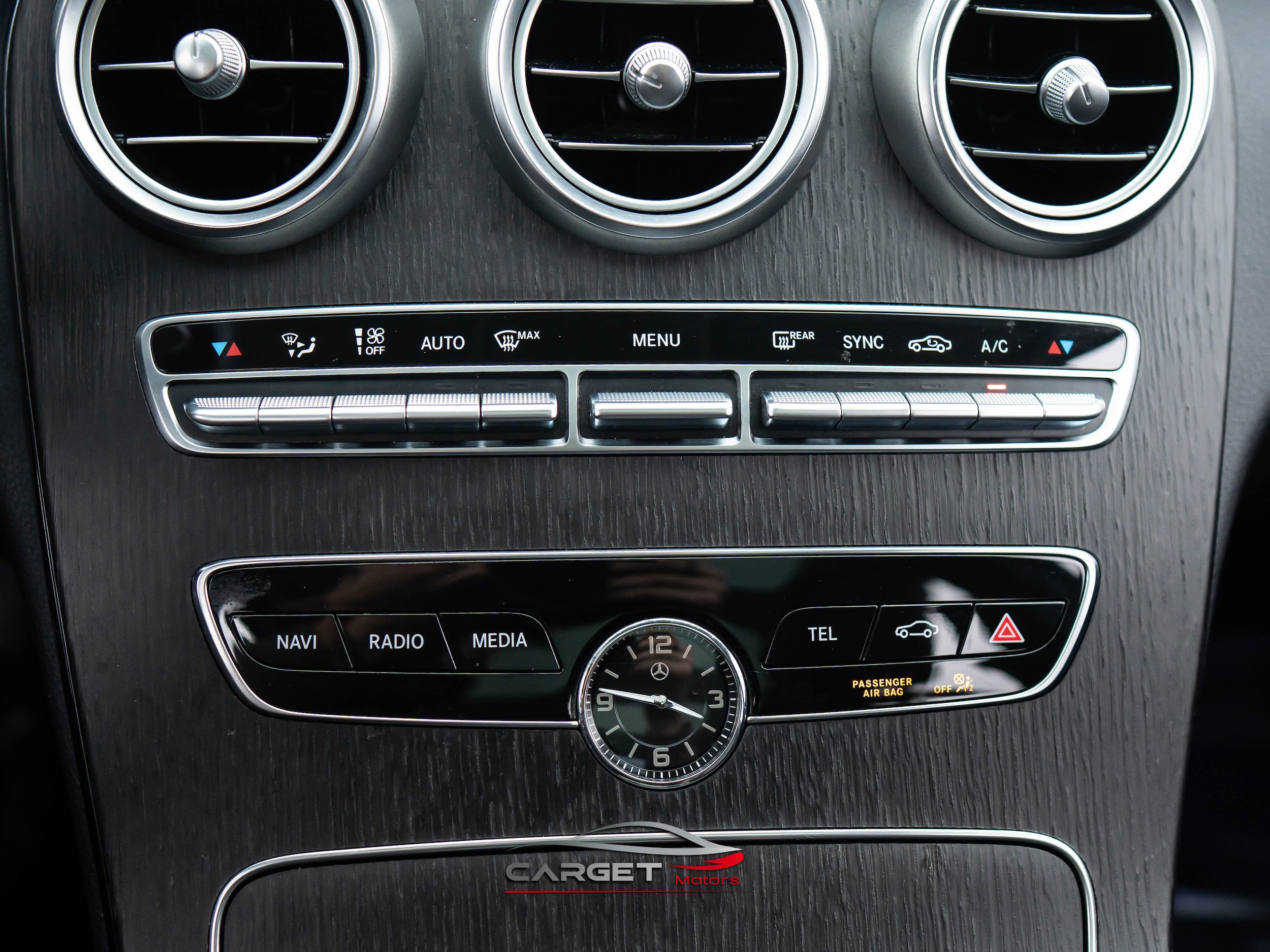 Used 2020 Mercedes-Benz C 300 4MATIC Sedan image 32