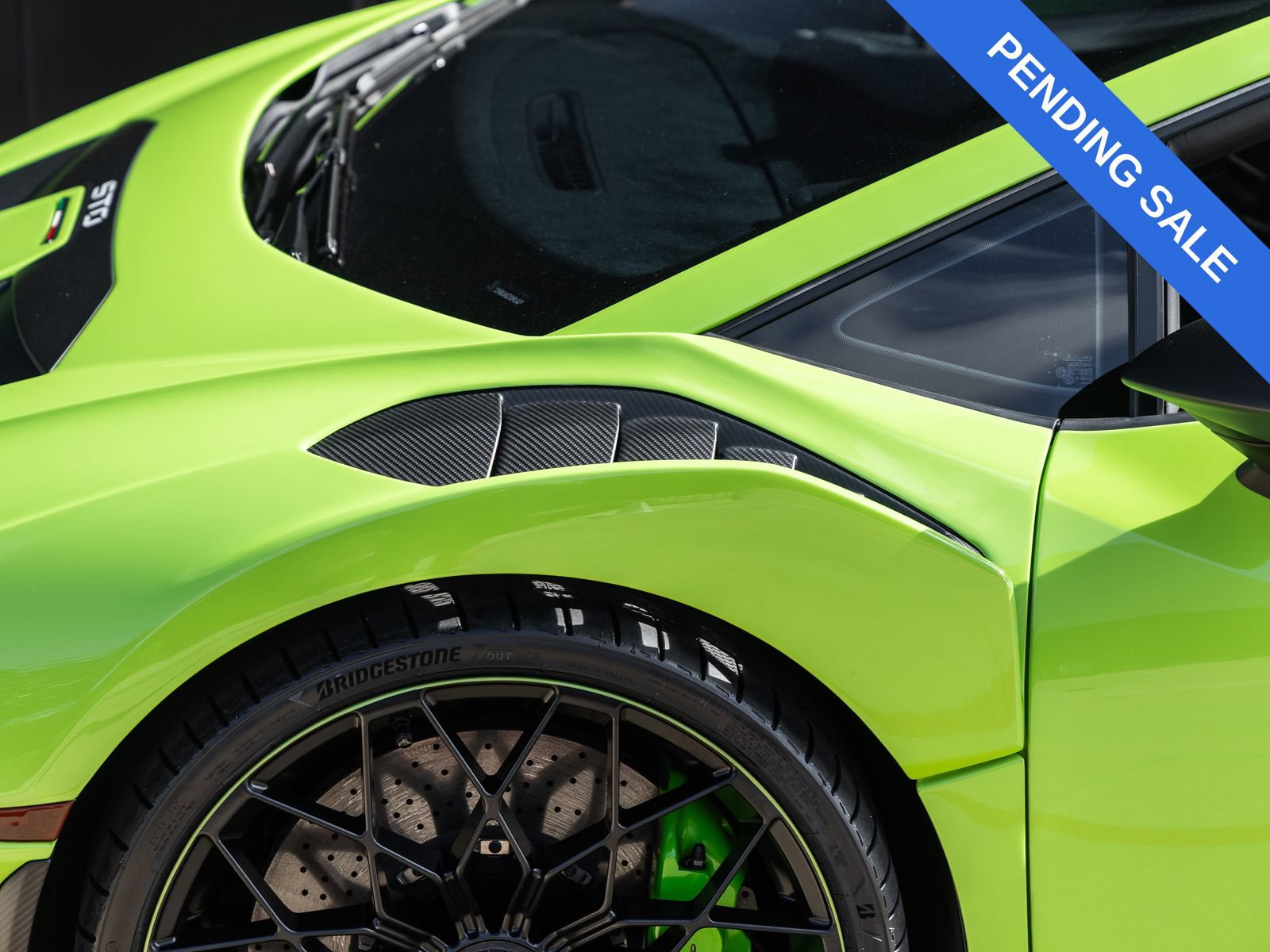 Used 2023 Lamborghini Huracan STO RWD image 24