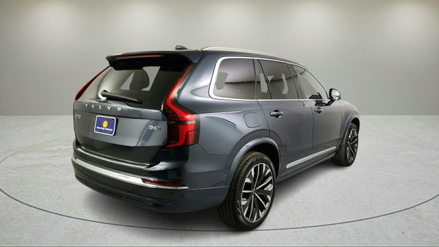 New 2026 Volvo XC90 B6 Plus w/ Protection Package Premier AWD/4WD image 4