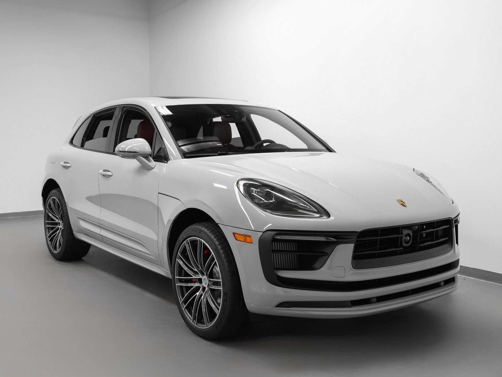 New 2026 Porsche Macan S image 10