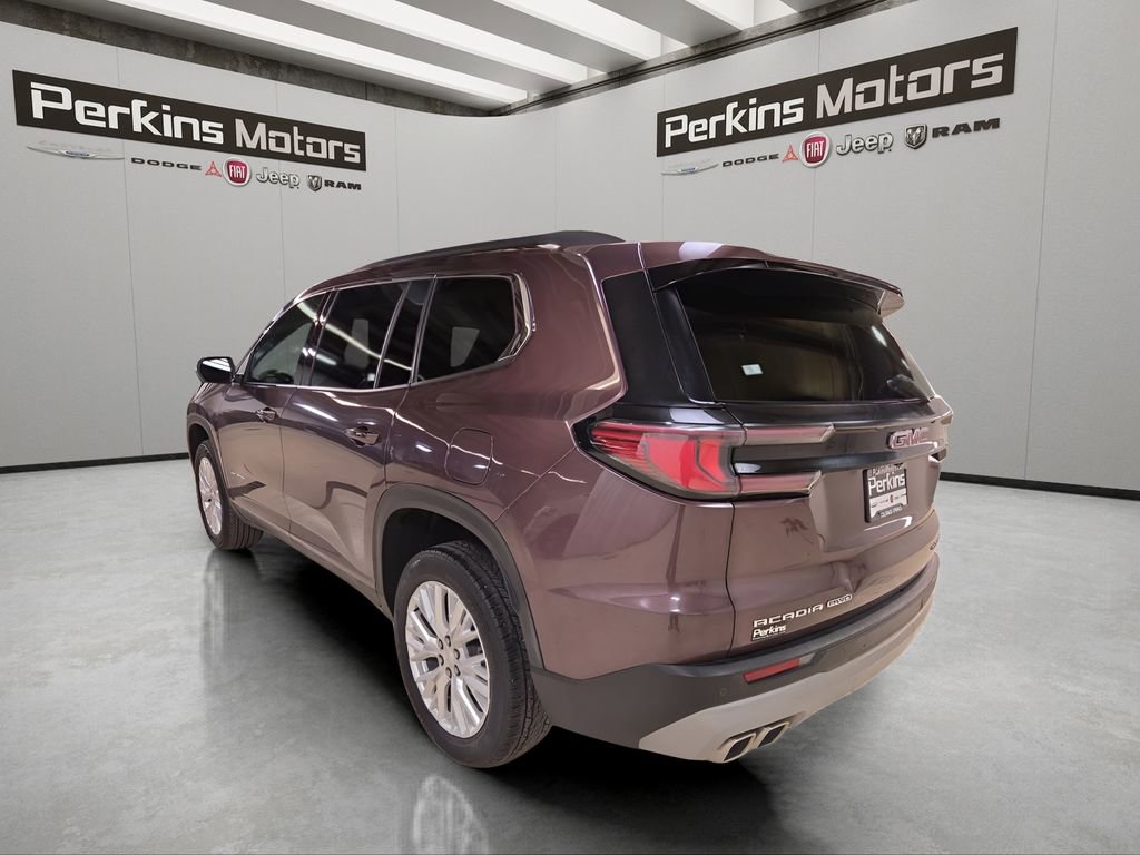 Used 2024 GMC Acadia Elevation image 3