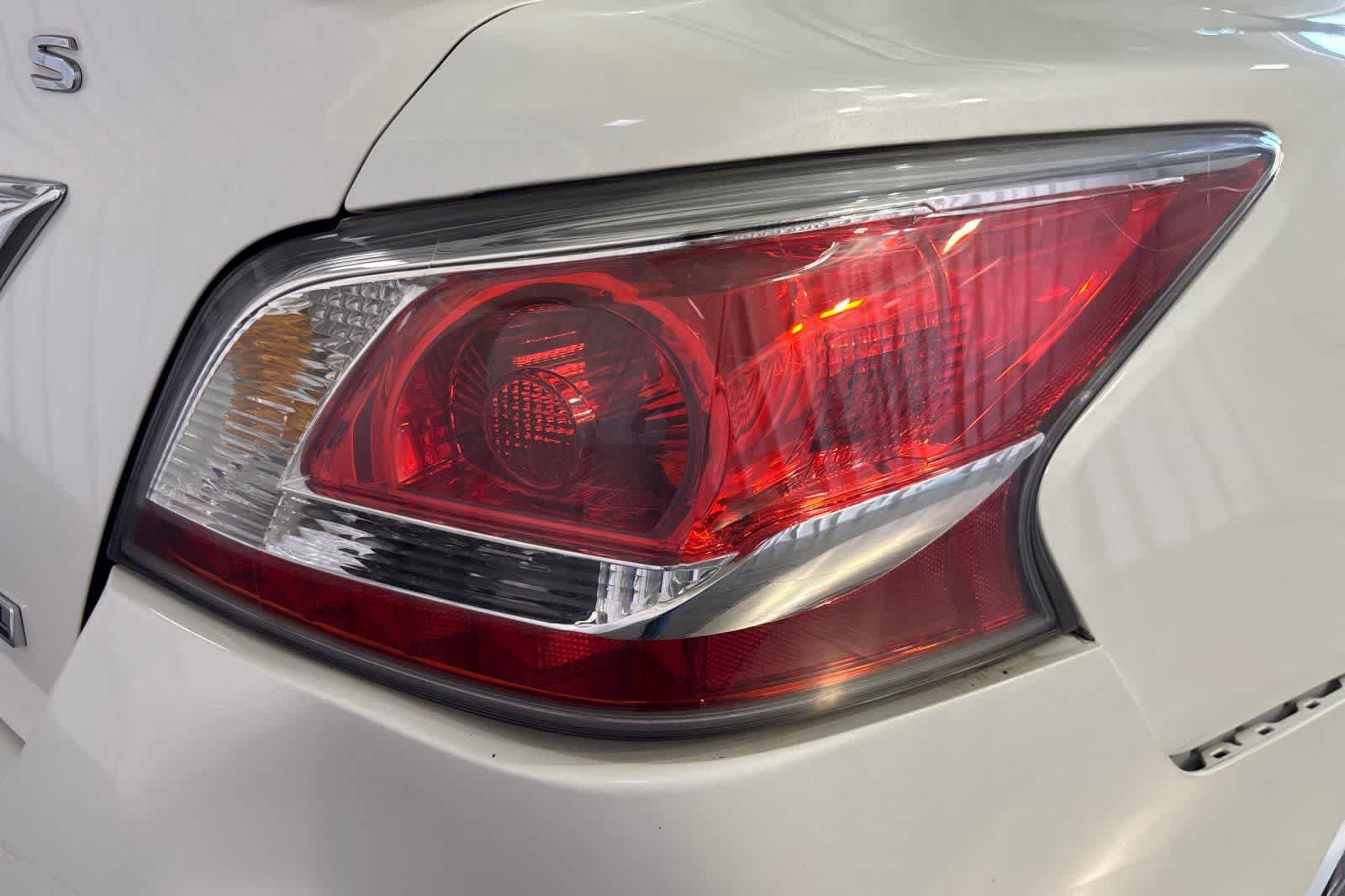Used 2015 Nissan Altima 2.5 S w/ Special Edition Package FWD image 13