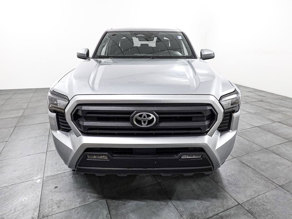 Used 2024 Toyota Tacoma SR5 AWD/4WD image 2