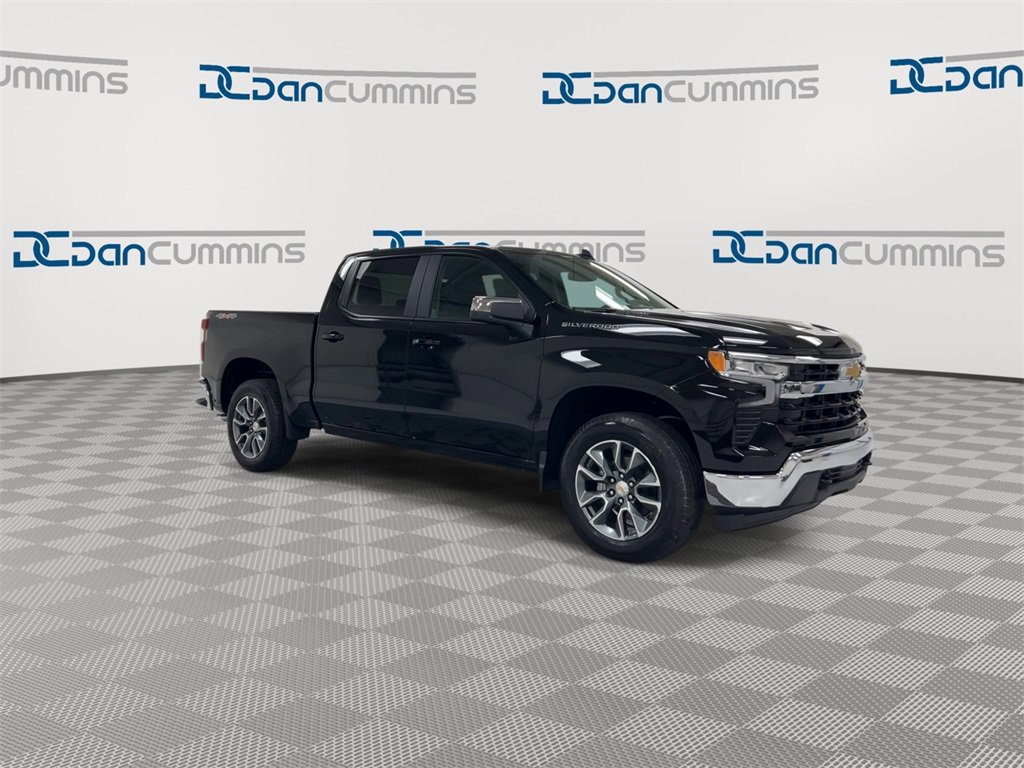 New 2026 Chevrolet Silverado 1500 LT image 2
