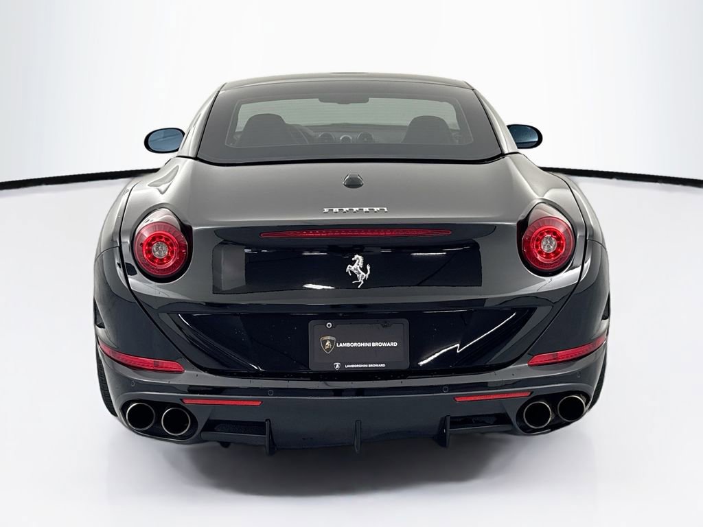 Used 2017 Ferrari California T image 36
