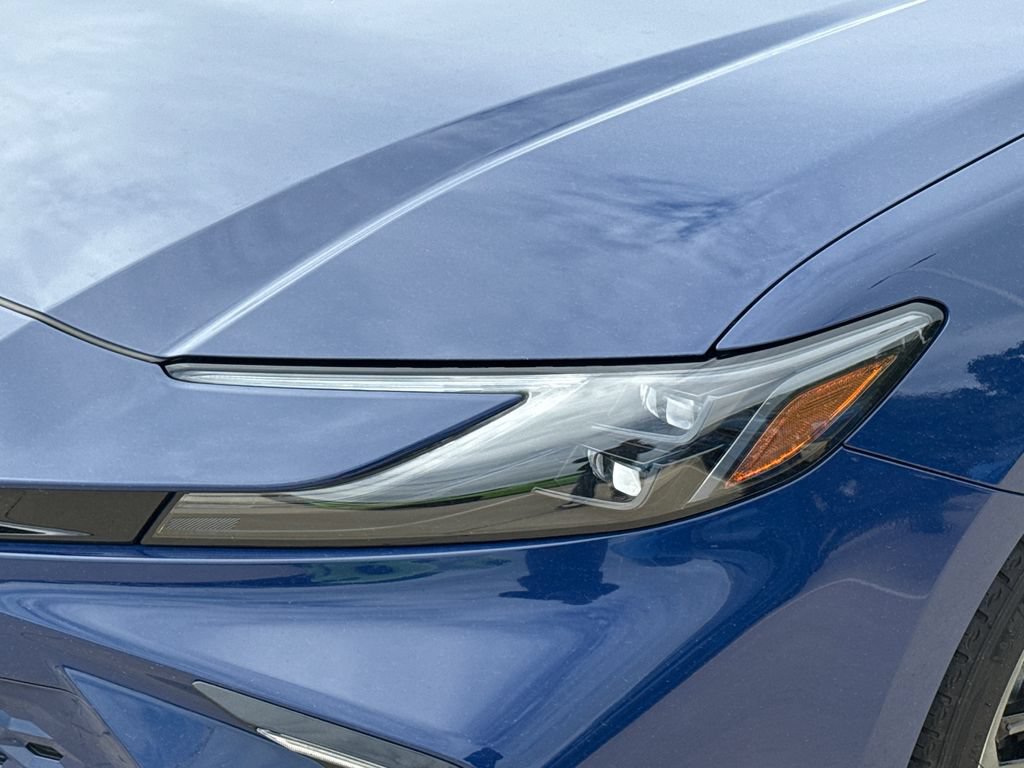 Used 2025 Toyota Camry XSE w/ Premium Package FWD image 4