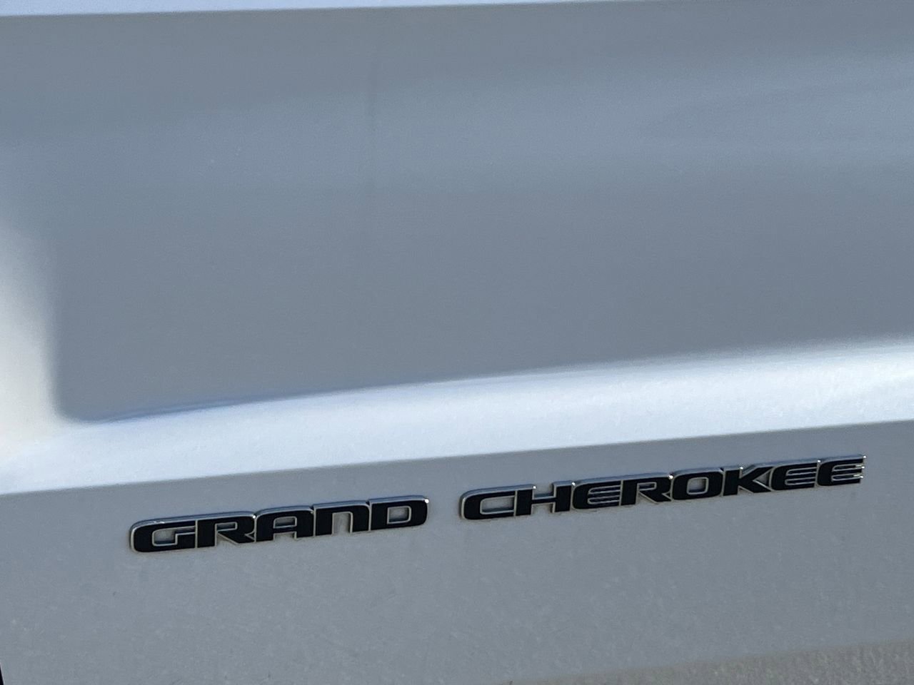 Used 2020 Jeep Grand Cherokee Overland image 50