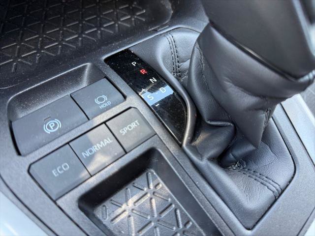 Certified 2025 Toyota RAV4 XLE FWD image 37