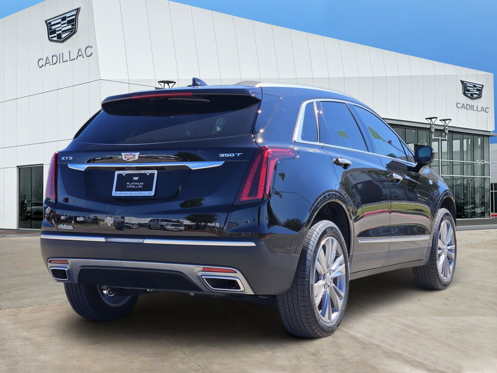 New 2026 Cadillac XT5 Premium Luxury w/ Driver Assist Package FWD image 5
