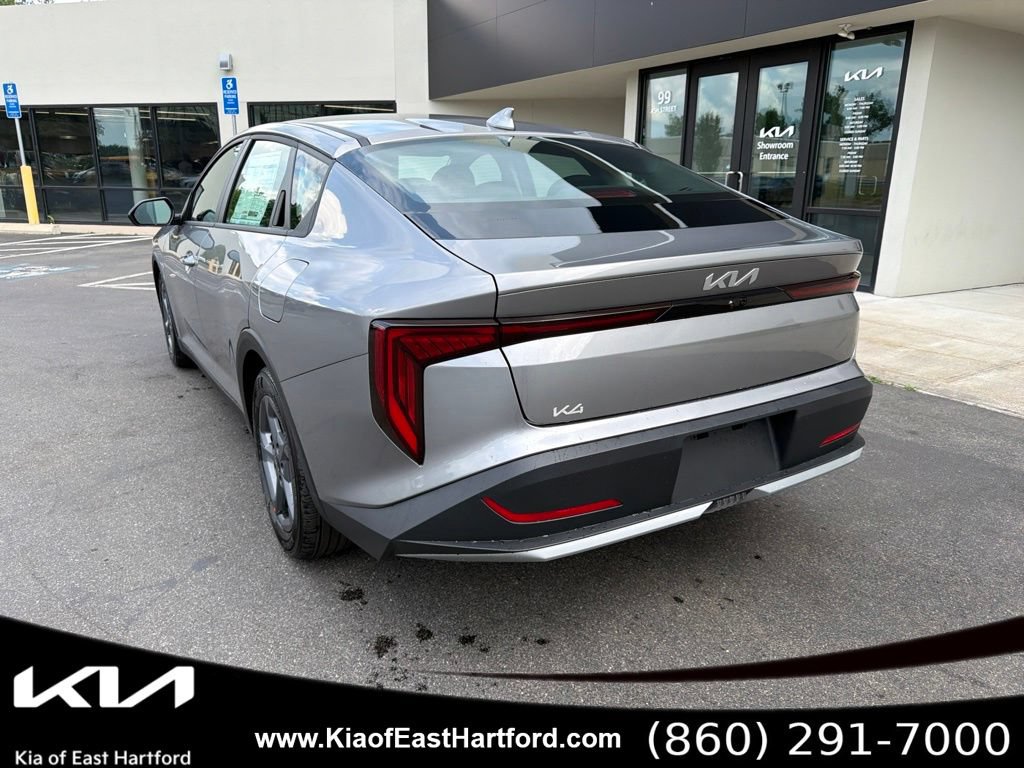 New 2026 Kia K4 FWD image 10