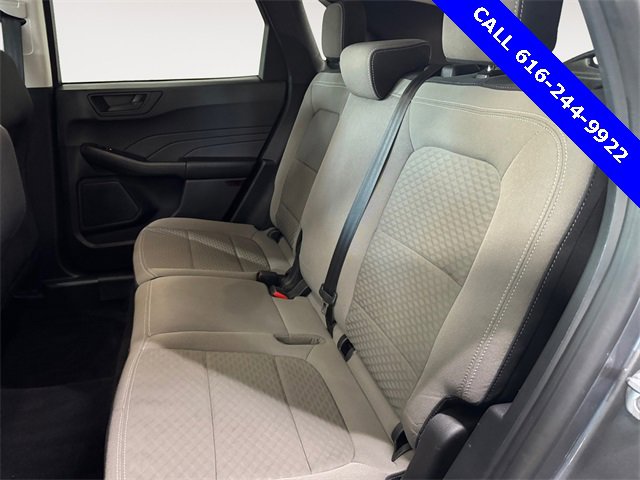 Used 2022 Ford Escape SE w/ Cold Weather Package image 6