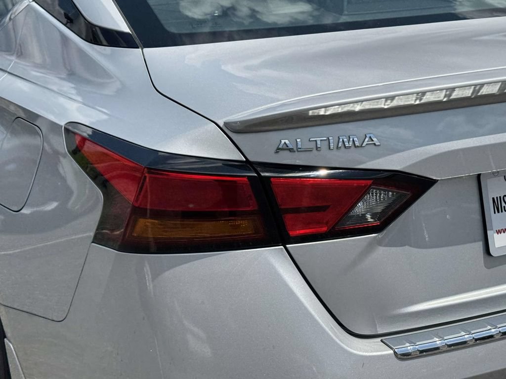 Certified 2022 Nissan Altima 2.5 SL FWD image 11