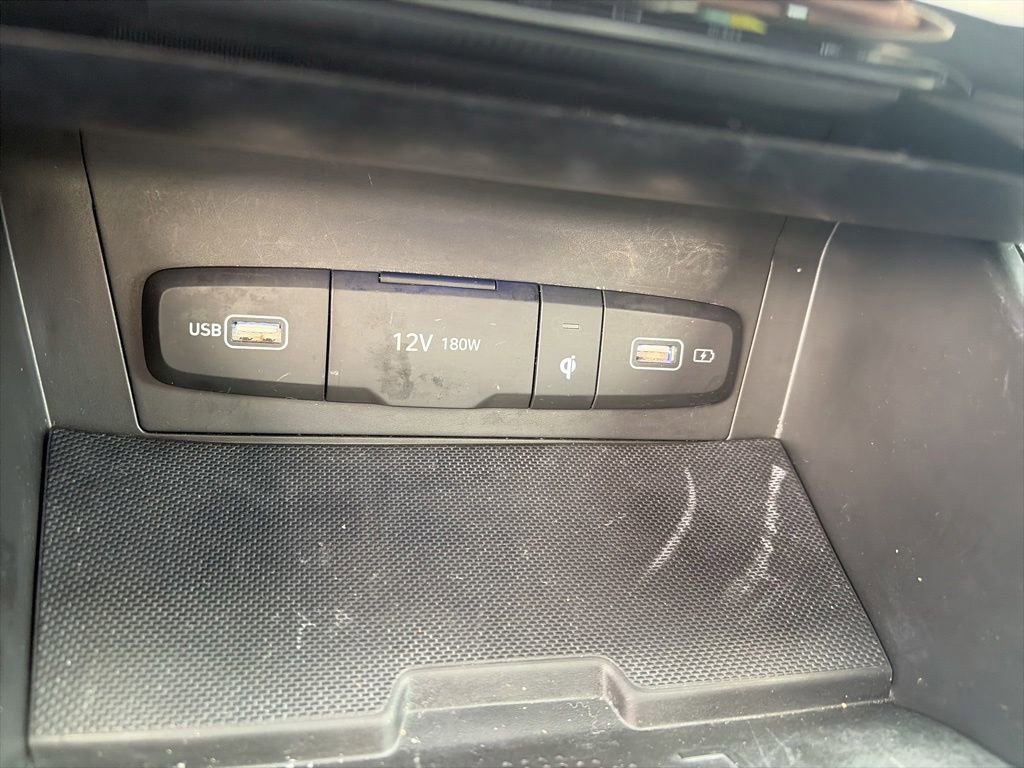 Used 2022 Hyundai Tucson Limited AWD/4WD image 18