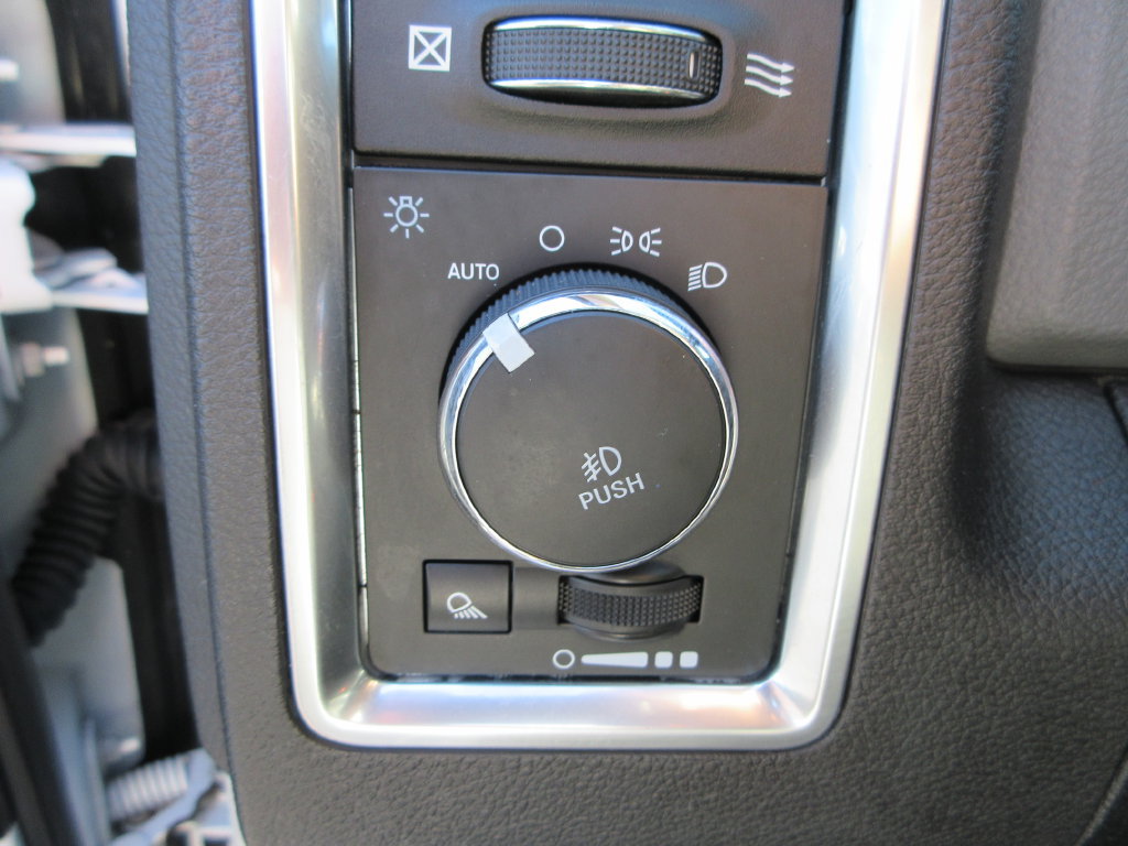 Used 2018 RAM 1500 Lone Star AWD/4WD image 24