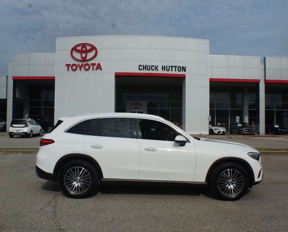 Used 2025 Mercedes-Benz GLC 300
