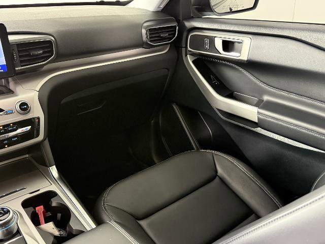 Certified 2023 Ford Explorer XLT w/ Equipment Group 202A image 13