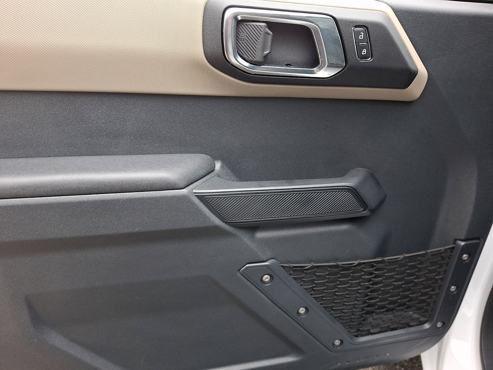 Used 2025 Ford Bronco Big Bend image 15