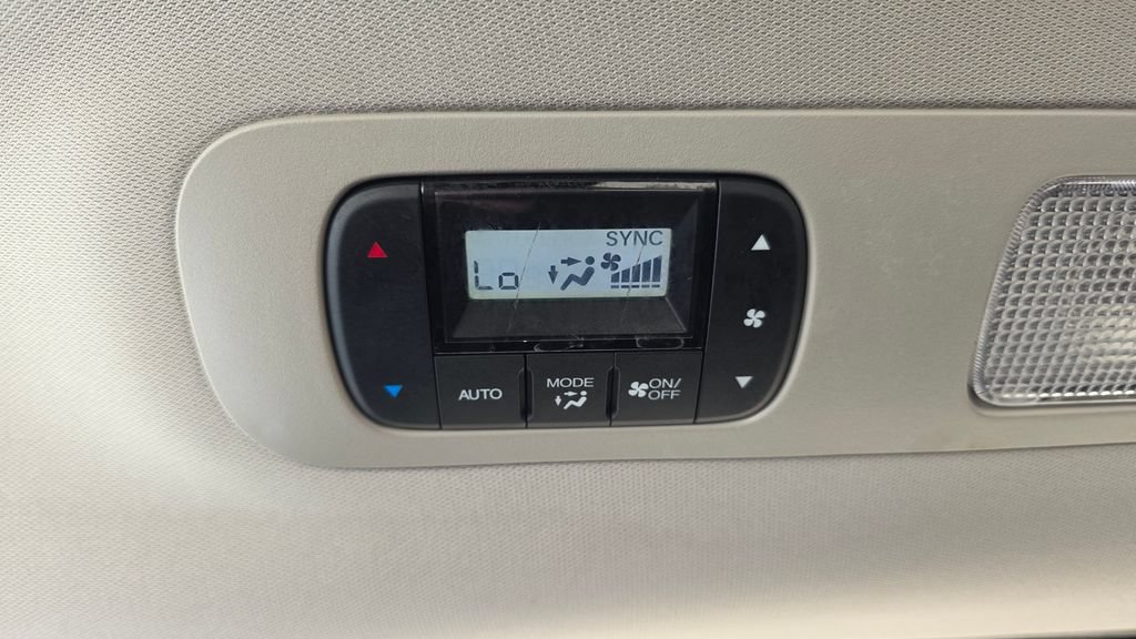 Certified 2025 Honda Odyssey EX-L image 26