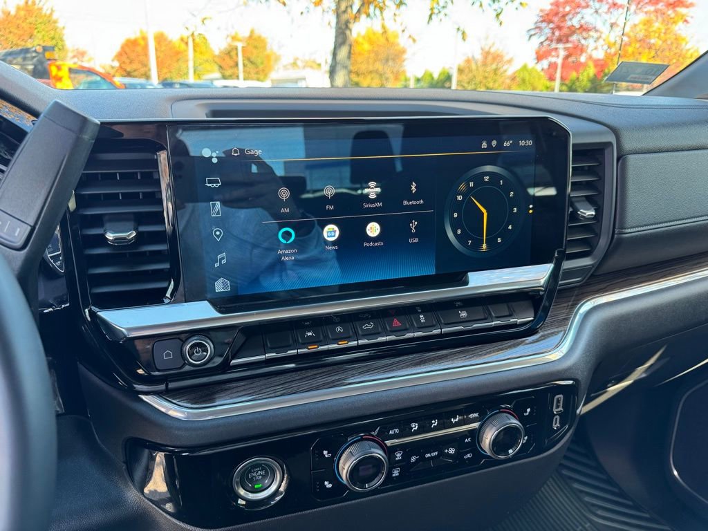 Used 2023 Chevrolet Silverado 1500 LT image 14