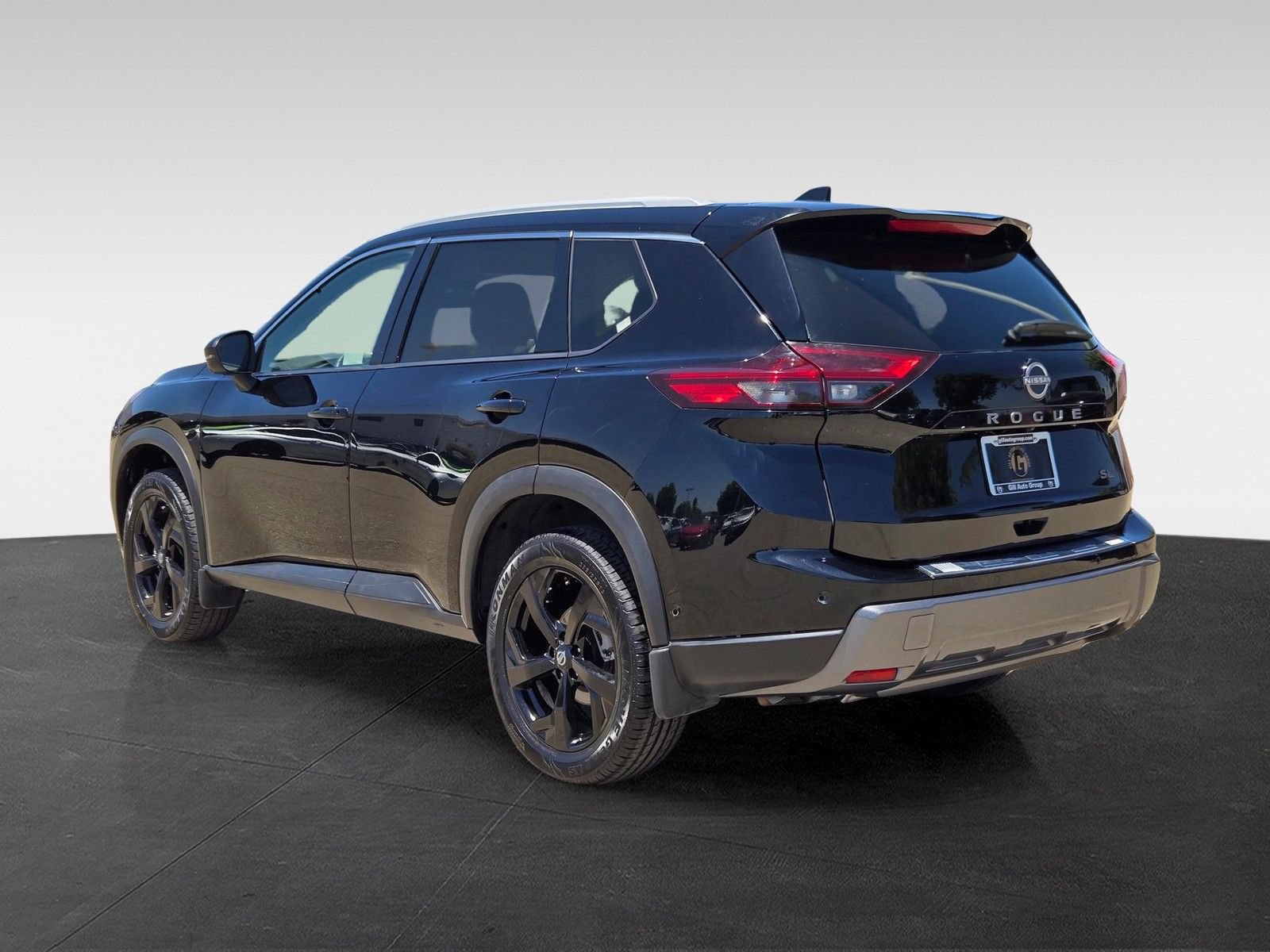 Used 2024 Nissan Rogue SL FWD image 6