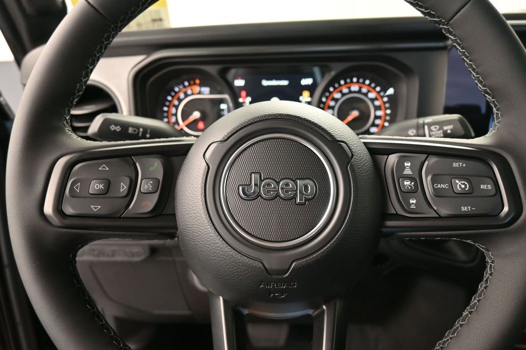 New 2026 Jeep Gladiator Sport AWD/4WD image 23