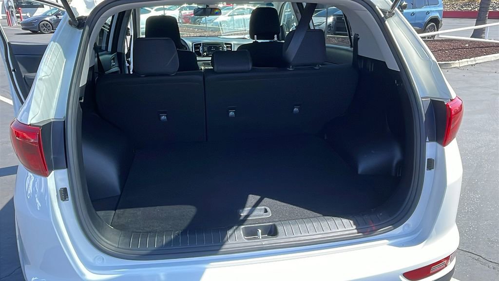 Used 2017 Kia Sportage LX FWD image 29