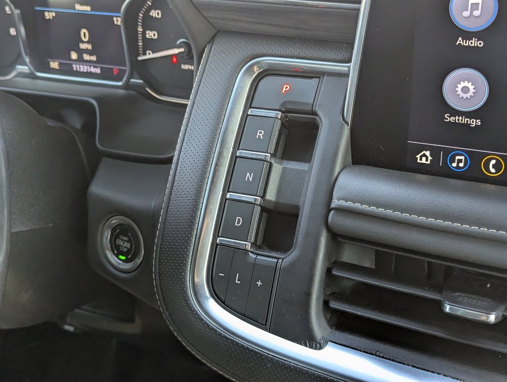 Used 2021 GMC Yukon XL SLT image 32