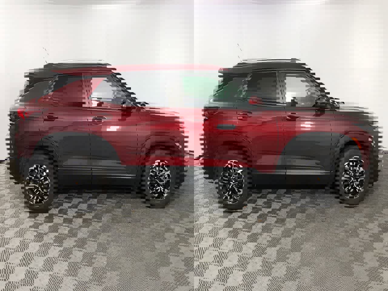 Used 2025 Chevrolet TrailBlazer LT image 9