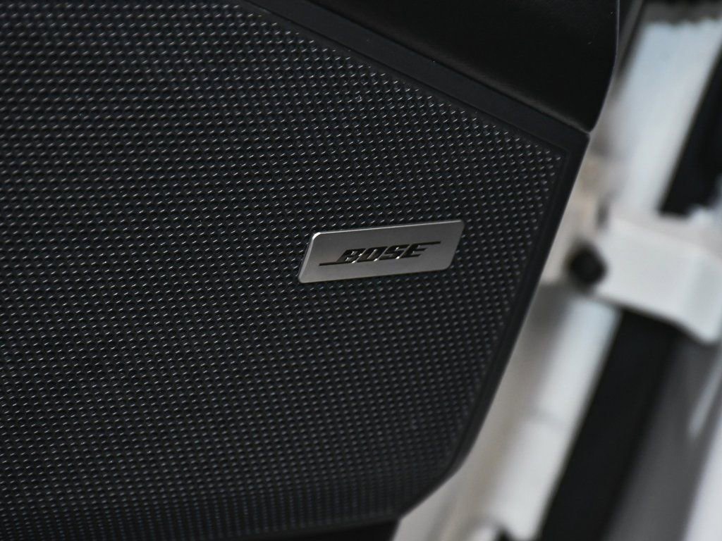 Used 2022 Porsche Cayenne Coupe image 11